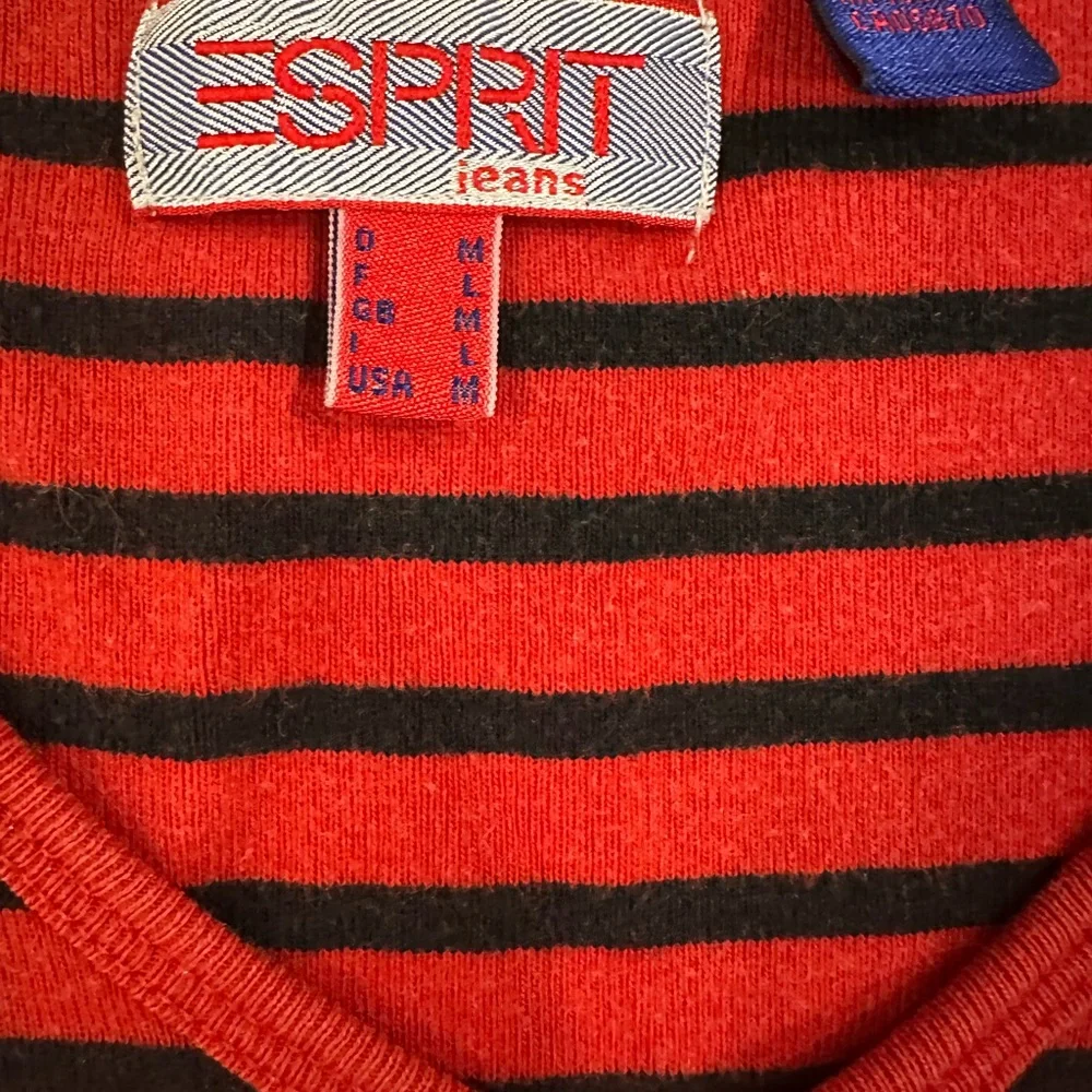 Vintage Esprit Red and Black Striped V-Neck Top - Picture 4 of 5